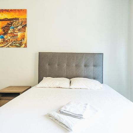 Space Paradise Apartments Athens Bilik gambar